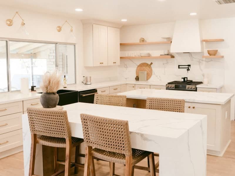 Flooring experts at Brouwers Flooring & Furniture